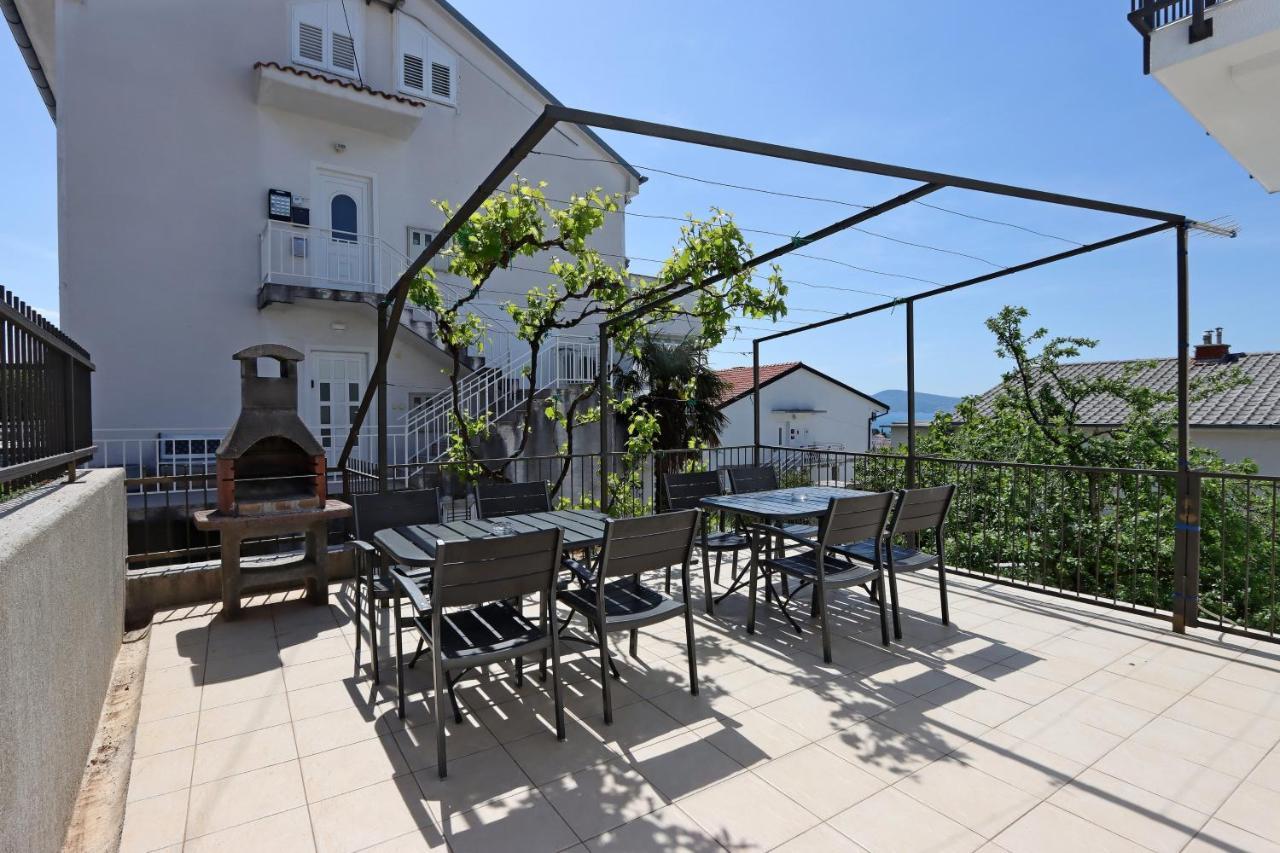 Apartments And Rooms With Parking Space Selce, Crikvenica - 2362 Extérieur photo