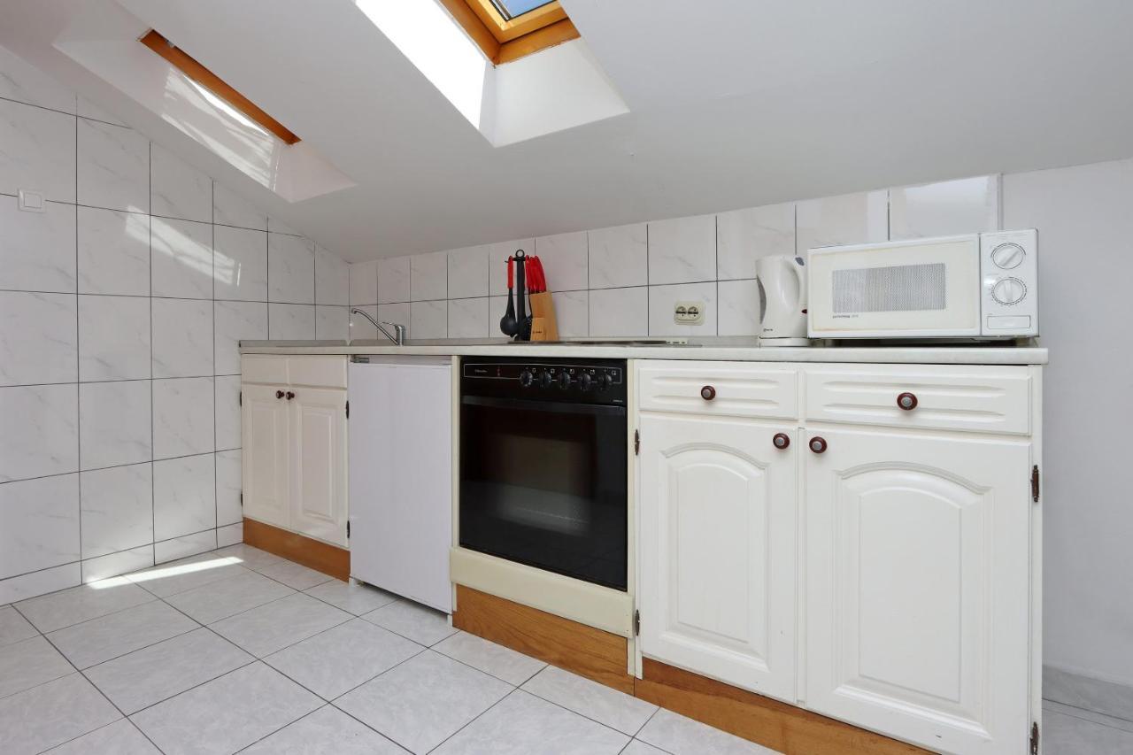 Apartments And Rooms With Parking Space Selce, Crikvenica - 2362 Extérieur photo