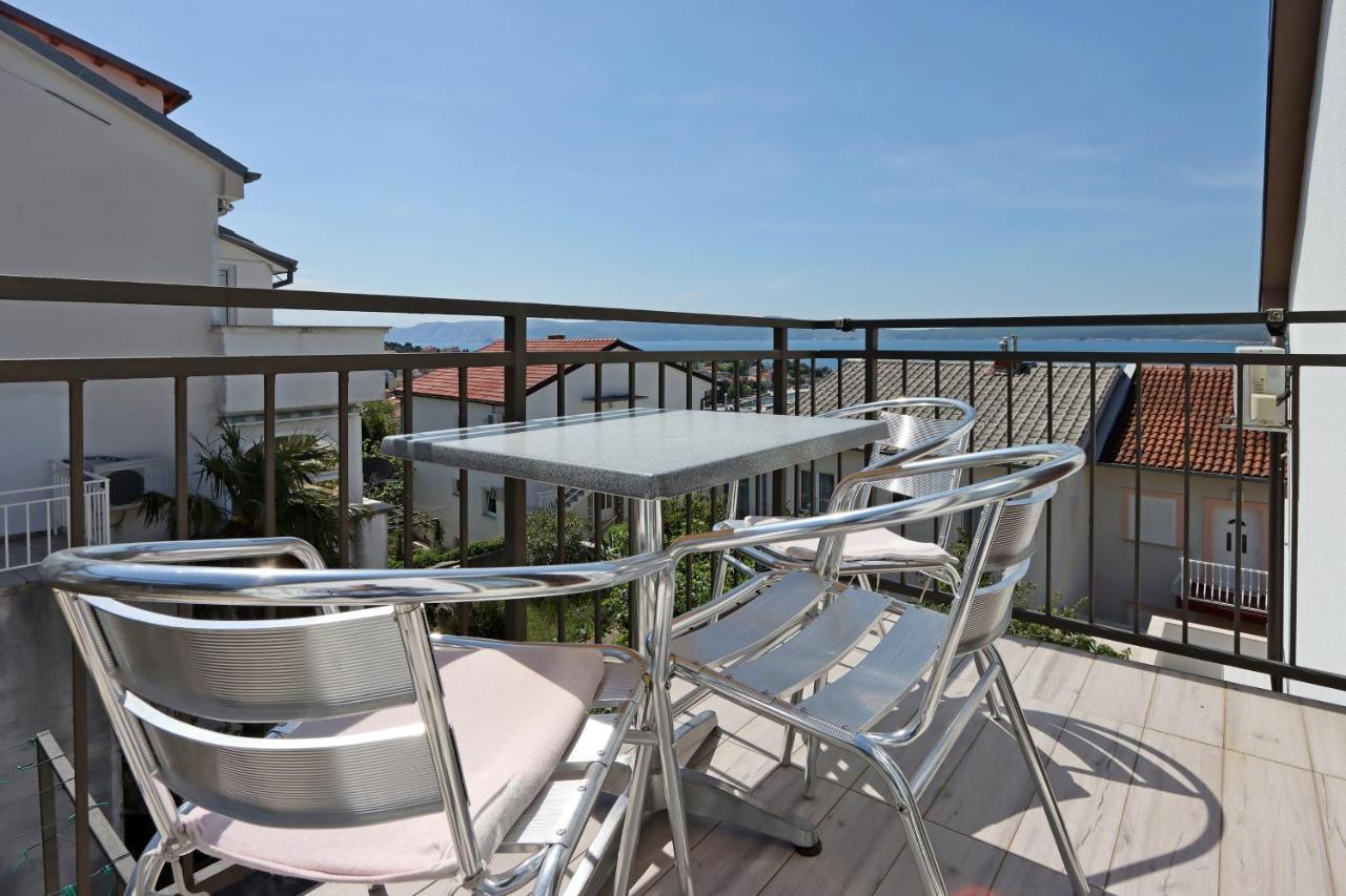 Apartments And Rooms With Parking Space Selce, Crikvenica - 2362 Extérieur photo