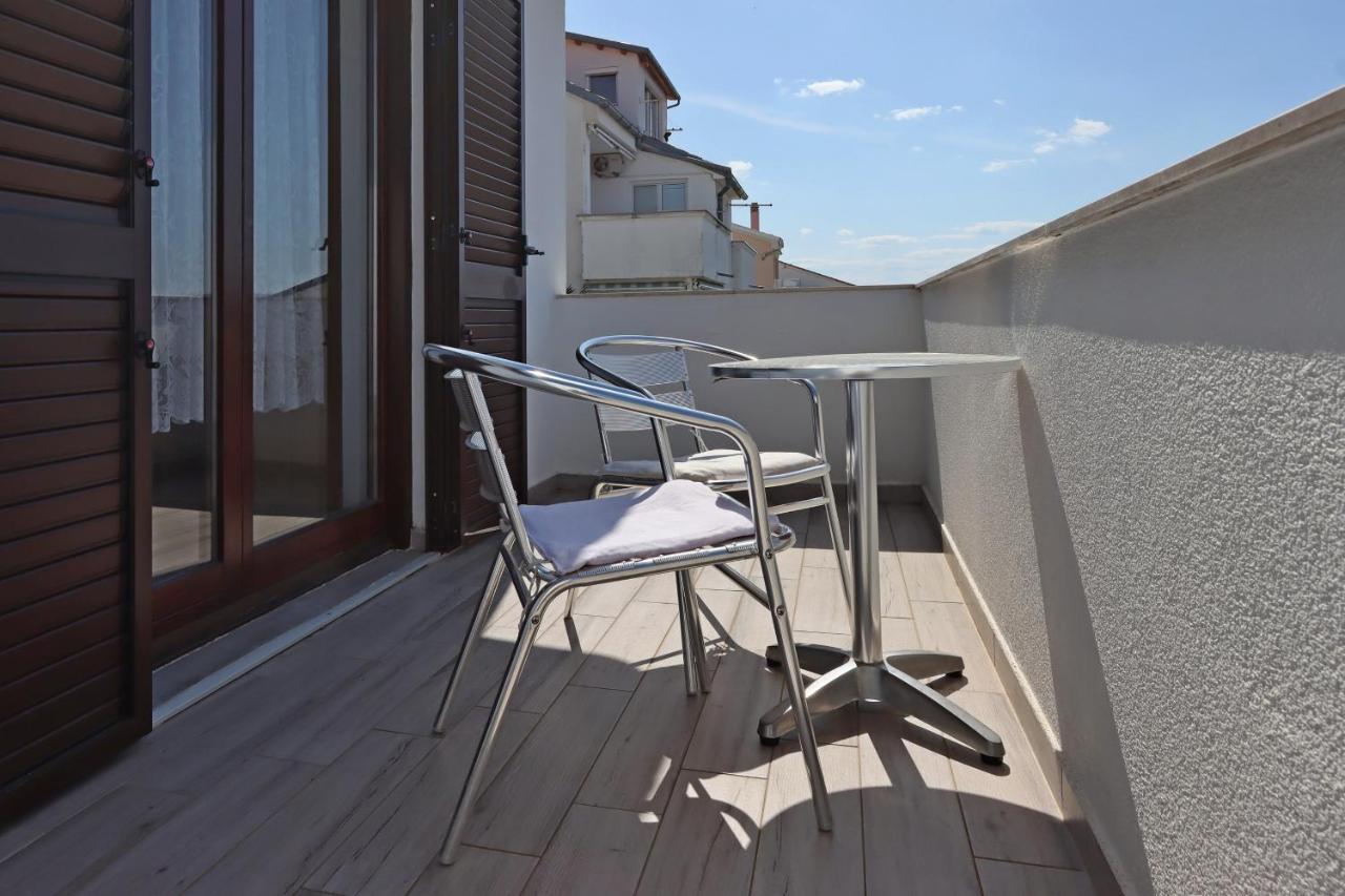 Apartments And Rooms With Parking Space Selce, Crikvenica - 2362 Extérieur photo