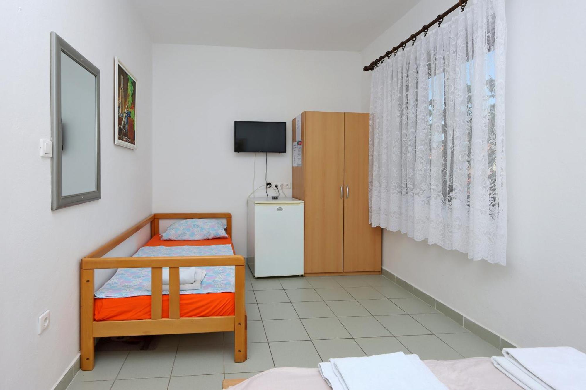 Apartments And Rooms With Parking Space Selce, Crikvenica - 2362 Chambre photo