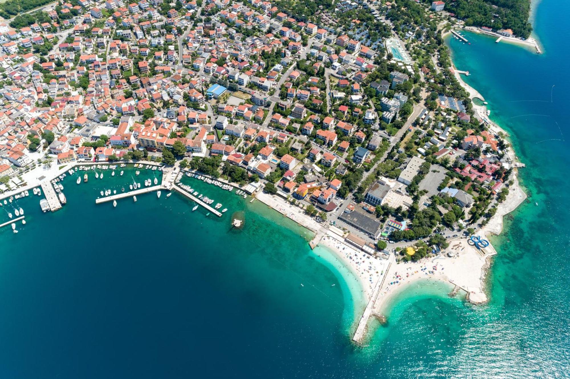 Apartments And Rooms With Parking Space Selce, Crikvenica - 2362 Extérieur photo